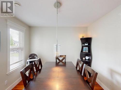 3433 Theodosia Ave, Powell River, BC - Indoor Photo Showing Dining Room