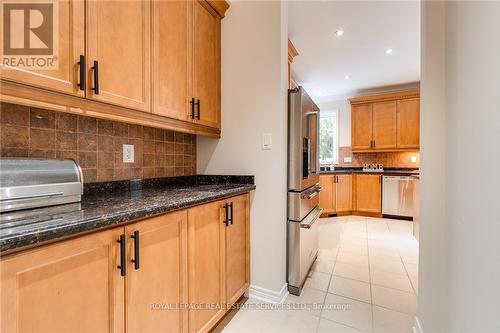 240 Butterfly Lane, Oakville (Bronte West), ON - Indoor Photo Showing Kitchen