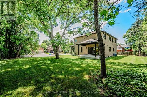 2423 Raymore Drive, Burlington (Brant), ON - Outdoor