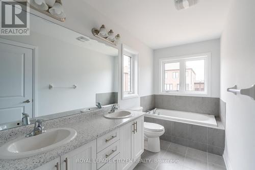 119 Cole Terrace, Woodstock, ON - Indoor Photo Showing Bathroom