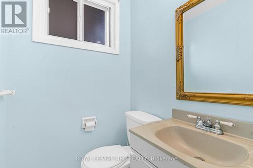4433 Meadowvale Drive, Niagara Falls, ON - Indoor Photo Showing Bathroom