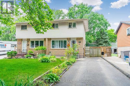 4433 Meadowvale Drive, Niagara Falls, ON - Outdoor With Facade