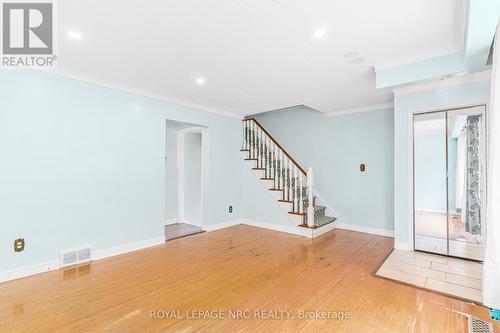 4433 Meadowvale Drive, Niagara Falls, ON - Indoor Photo Showing Other Room