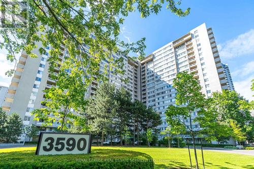 508 - 3590 Kaneff Crescent, Mississauga, ON - Outdoor With Facade