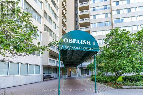 508 - 3590 Kaneff Crescent, Mississauga, ON - Outdoor