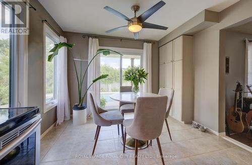 121 Parkside Drive W, Centre Wellington (Fergus), ON - Indoor Photo Showing Dining Room