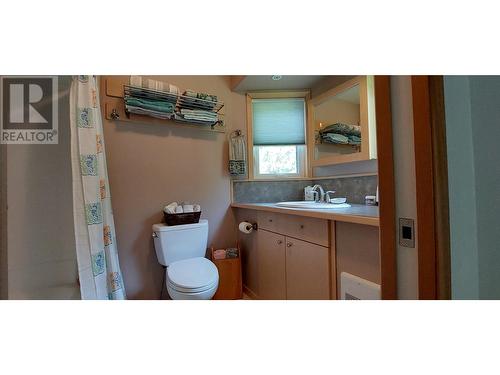 2459 Saloompt Road, Hagensborg, BC - Indoor Photo Showing Bathroom