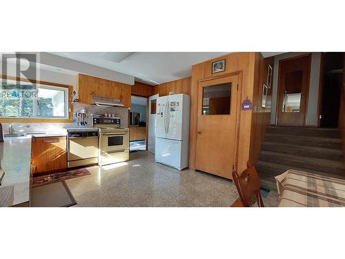 2459 Saloompt Road, Hagensborg, BC - Indoor Photo Showing Kitchen