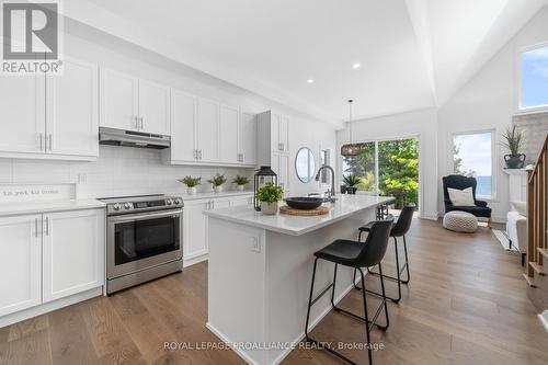 16 Twelve Trees Court, Prince Edward County (Wellington), ON - Indoor Photo Showing Kitchen With Upgraded Kitchen