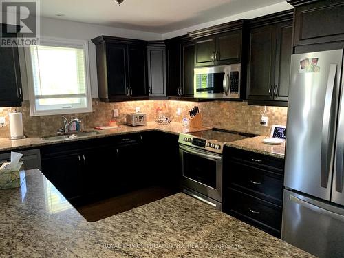 29 Maplehurst Crescent, Prince Edward County, ON - Indoor Photo Showing Kitchen