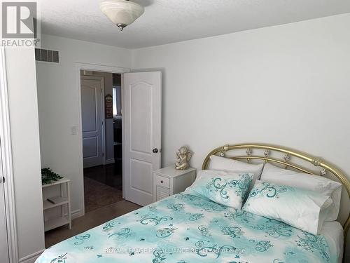29 Maplehurst Crescent, Prince Edward County, ON - Indoor Photo Showing Bedroom