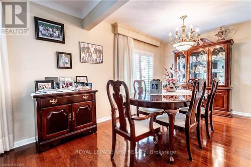 383 Grantham Avenue, St. Catharines, ON - Indoor Photo Showing Dining Room