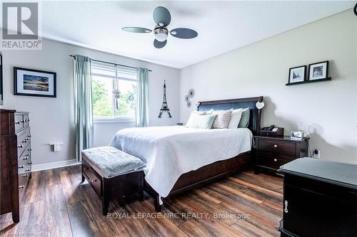 140 Helen Street, Port Colborne, ON - Indoor Photo Showing Bedroom