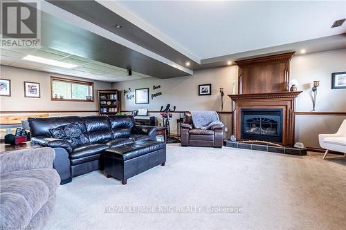 140 Helen Street, Port Colborne, ON - Indoor Photo Showing Living Room With Fireplace