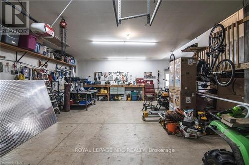 140 Helen Street, Port Colborne, ON - Indoor Photo Showing Garage