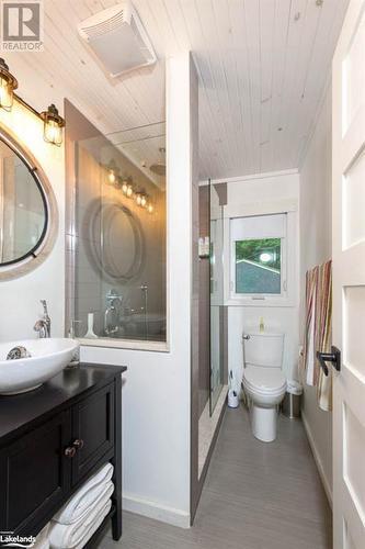 Bunkie bathroom - 68 Island 120, Port Severn, ON - Indoor Photo Showing Bathroom