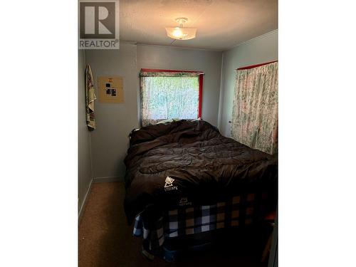 5288 Cariboo Lake Road, Williams Lake, BC - Indoor Photo Showing Bedroom