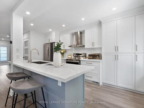 22 Lax Ave, Ajax, ON - Indoor Photo Showing Kitchen With Upgraded Kitchen