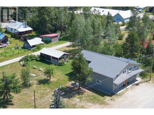 822 Spruce Street, Blue River, BC 