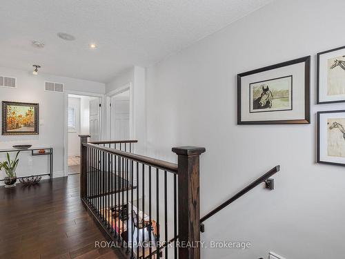 1 Irwin Cres, New Tecumseth, ON - Indoor Photo Showing Other Room