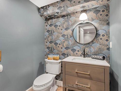 1 Irwin Cres, New Tecumseth, ON - Indoor Photo Showing Bathroom