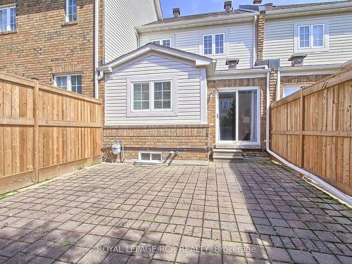 43-3 Carriage Walk, Aurora, ON - Outdoor With Exterior