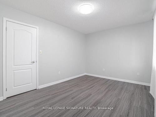 2291 Colbeck St, Oakville, ON - Indoor Photo Showing Other Room