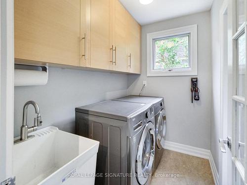 1151 Cloverbrae Cres, Mississauga, ON - Indoor Photo Showing Laundry Room