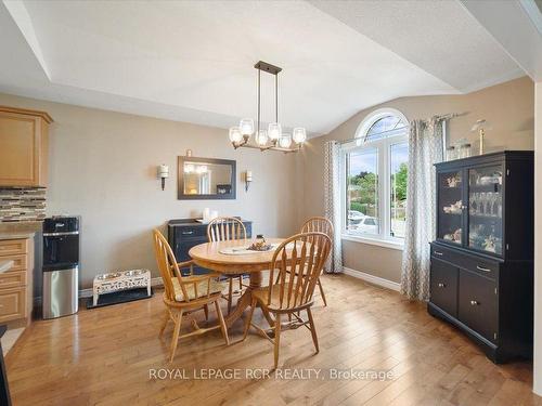 107 Macdonald Cres, West Grey, ON - Indoor Photo Showing Dining Room