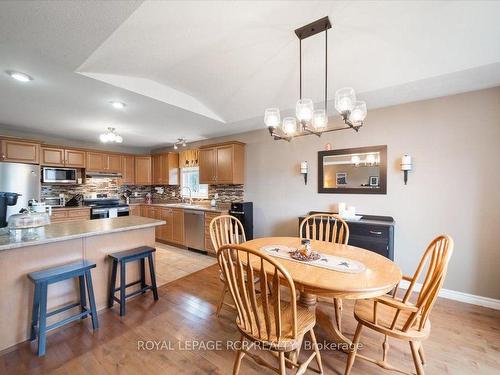 107 Macdonald Cres, West Grey, ON - Indoor Photo Showing Dining Room