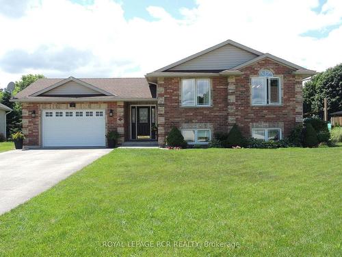 107 Macdonald Cres, West Grey, ON - Outdoor With Facade