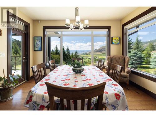 3010 Coachwood Crescent, Vernon, BC - Indoor Photo Showing Dining Room