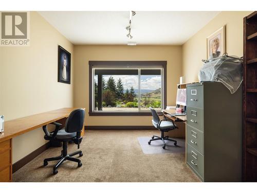 3010 Coachwood Crescent, Vernon, BC - Indoor Photo Showing Other Room