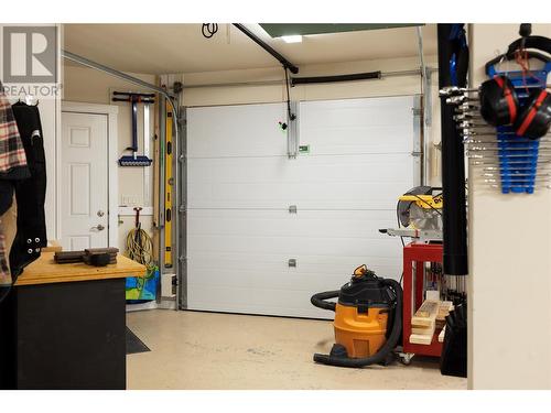 3010 Coachwood Crescent, Vernon, BC - Indoor Photo Showing Garage