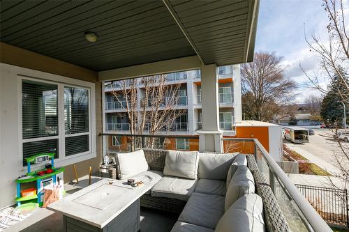 225-850 Saucier Avenue, Kelowna, BC - Outdoor With Deck Patio Veranda With Exterior