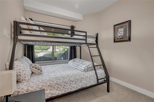 210-3205 Skyview Lane, West Kelowna, BC - Indoor Photo Showing Bedroom