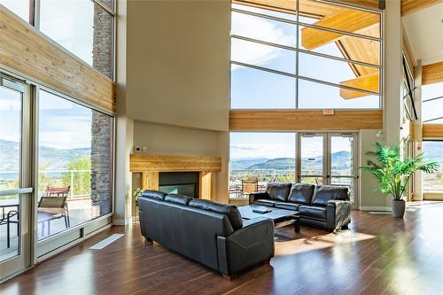 210-3205 Skyview Lane, West Kelowna, BC - Indoor Photo Showing Living Room With Fireplace