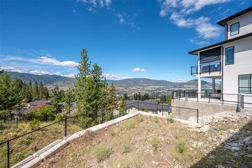 2895 Partridge Drive, Penticton, BC - Outdoor