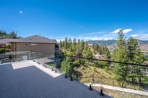 2895 Partridge Drive, Penticton, BC - Outdoor