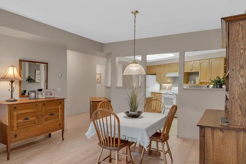 103-3767 Brown Road, West Kelowna, BC - Indoor Photo Showing Dining Room