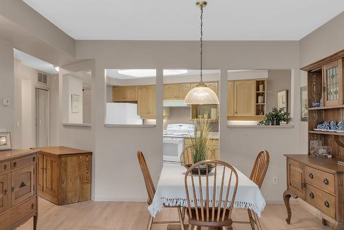 103-3767 Brown Road, West Kelowna, BC - Indoor Photo Showing Dining Room