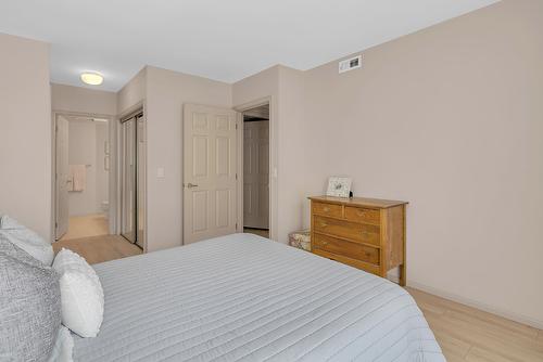 103-3767 Brown Road, West Kelowna, BC - Indoor Photo Showing Bedroom