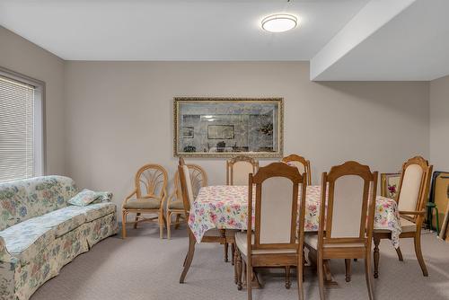 103-3767 Brown Road, West Kelowna, BC - Indoor Photo Showing Dining Room