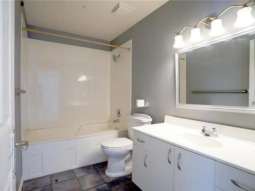 1002-1015 Pandora Ave, Victoria, BC - Indoor Photo Showing Bathroom