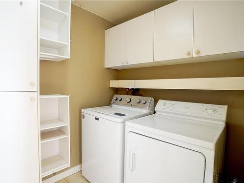 1002-1015 Pandora Ave, Victoria, BC - Indoor Photo Showing Laundry Room