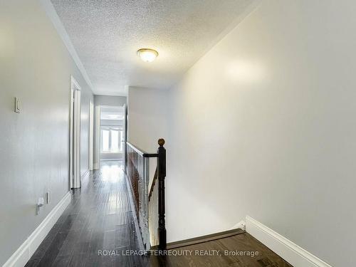 6687 Bansbridge Cres, Mississauga, ON - Indoor Photo Showing Other Room