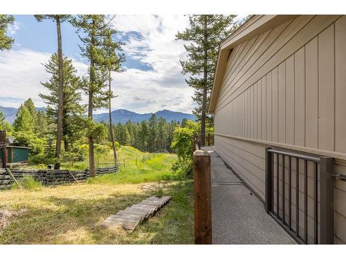 1725 13Th Avenue, Invermere, BC - Outdoor With View