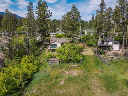 1725 13Th Avenue, Invermere, BC - Outdoor