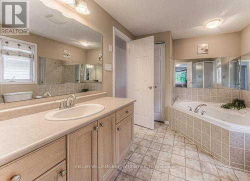 26 Periwinkle Street, Kitchener, ON - Indoor Photo Showing Bathroom