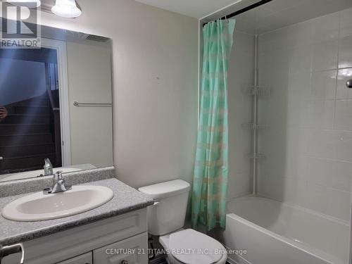 720 - 60 Dunsheath Way, Markham, ON - Indoor Photo Showing Bathroom